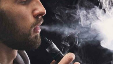 سیگار خطر ابتلا به پوسیدگی و بیماریهای لثه را تا چهار برابر افزایش میدهد سیگار خطر ابتلا به پوسیدگی و بیماریهای لثه را تا چهار برابر افزایش میدهد