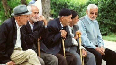 سالمندان نباید دغدغه هزینه‌های درمانی و مراقبتی را داشته باشند